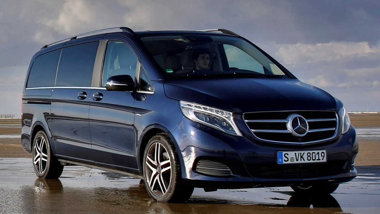 Mercedes Benz V class front side view